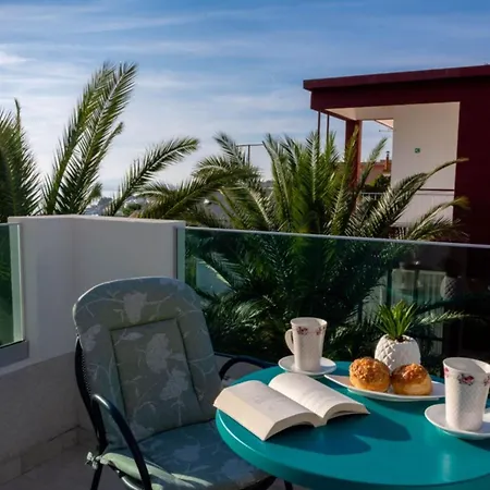 Goldfield - With Sea View And Balcony Apartmán Gradac (Split-Dalmatia)